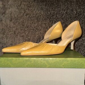 ALDO Pointed Toe Genuine Leather Tan Kitten Heel